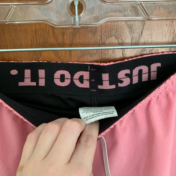 Nike Dri-Fit Shorts - Picture 4 of 6